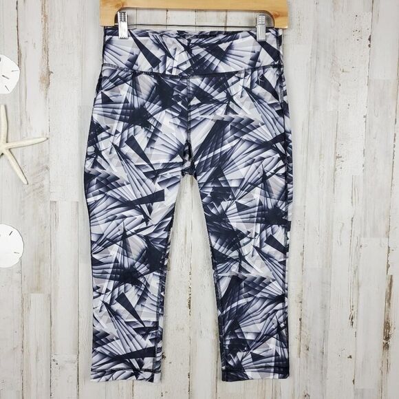 Danskin Now Fitted Capri Leggings Gray Size XS 0-2 - Picture 12 of 12